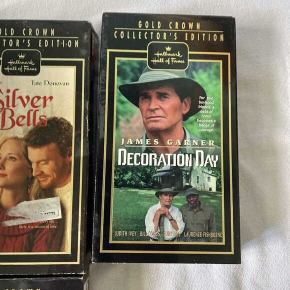 Sarah Plain and Tall Hallmark Gold Crown Collectors Edition VHS Set - Picture 6 of 11